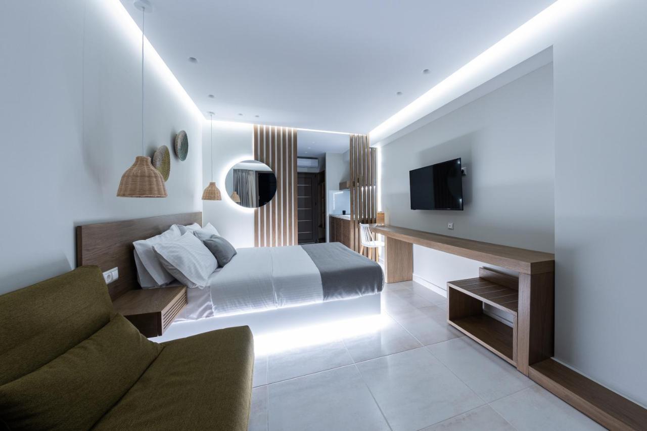 Ammos Luxury Apartments เนอาวรัสนา ภายนอก รูปภาพ