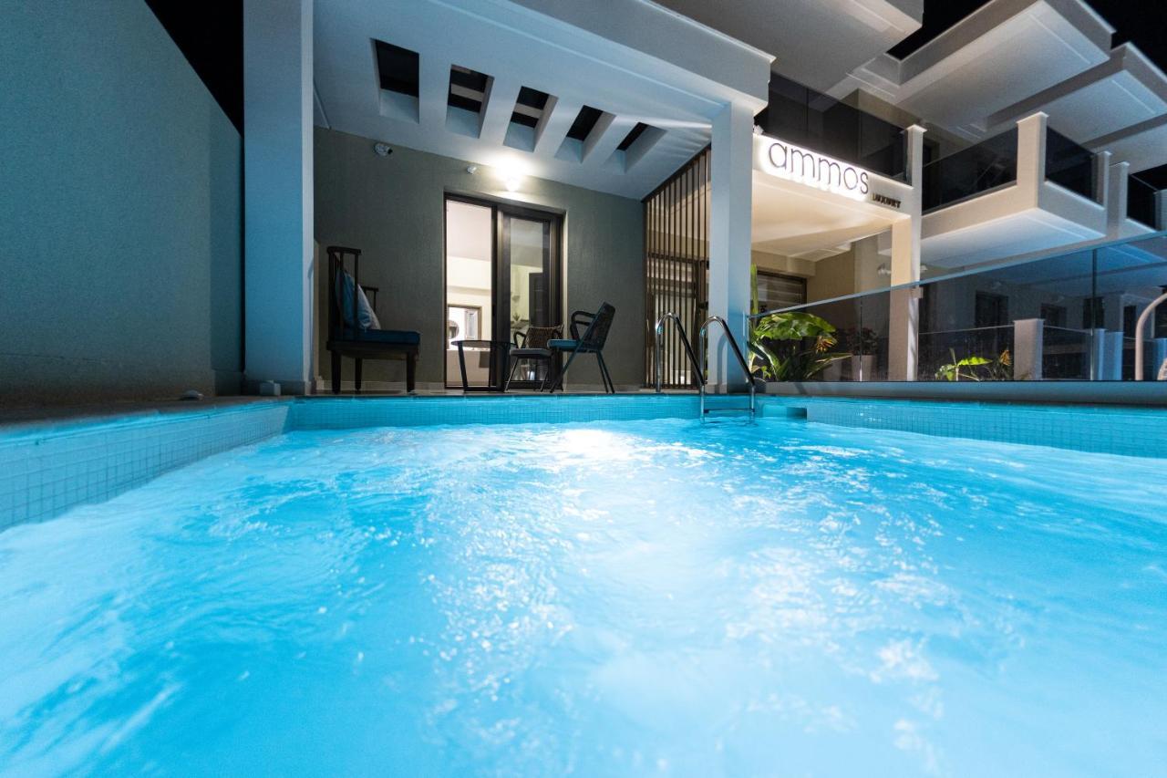 Ammos Luxury Apartments เนอาวรัสนา ภายนอก รูปภาพ