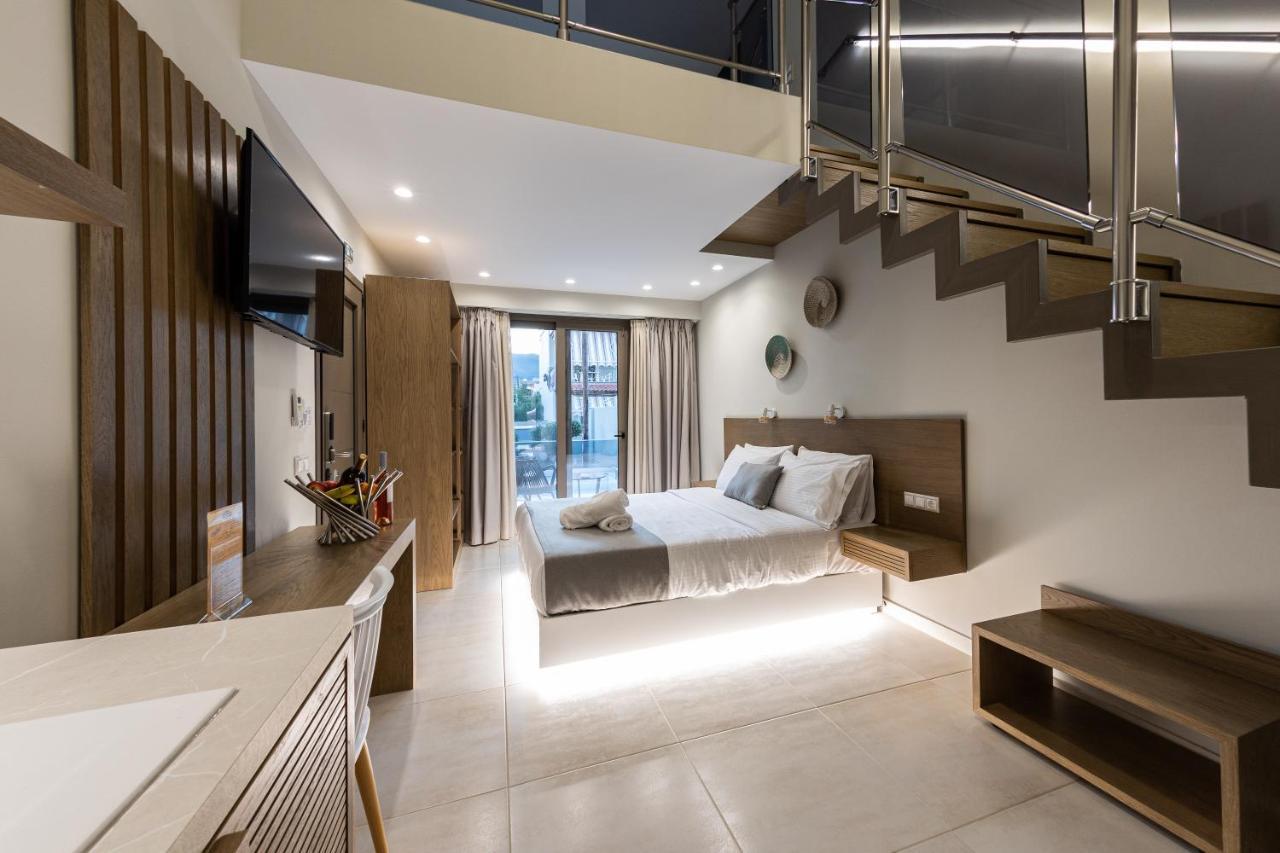 Ammos Luxury Apartments เนอาวรัสนา ภายนอก รูปภาพ