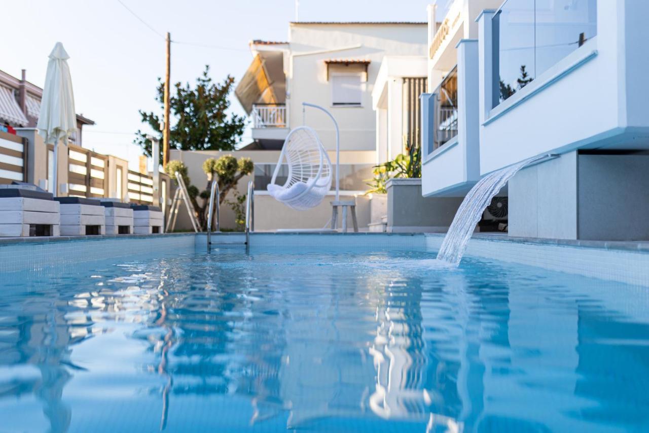 Ammos Luxury Apartments เนอาวรัสนา ภายนอก รูปภาพ