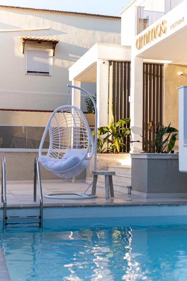 Ammos Luxury Apartments เนอาวรัสนา ภายนอก รูปภาพ