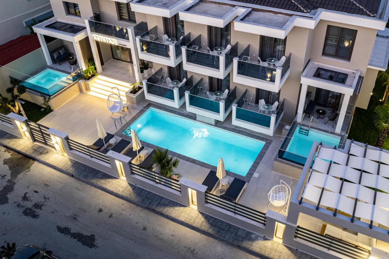 Ammos Luxury Apartments เนอาวรัสนา ภายนอก รูปภาพ