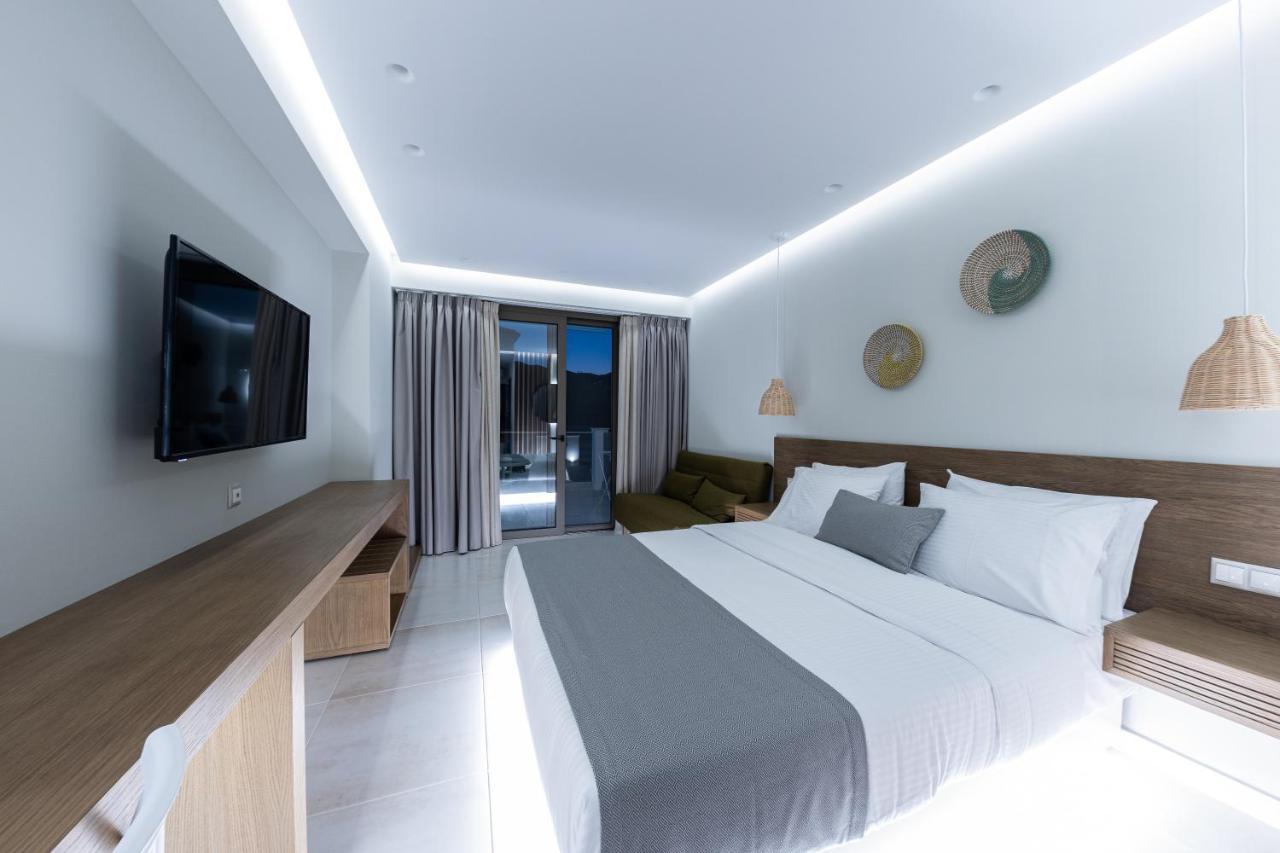 Ammos Luxury Apartments เนอาวรัสนา ภายนอก รูปภาพ